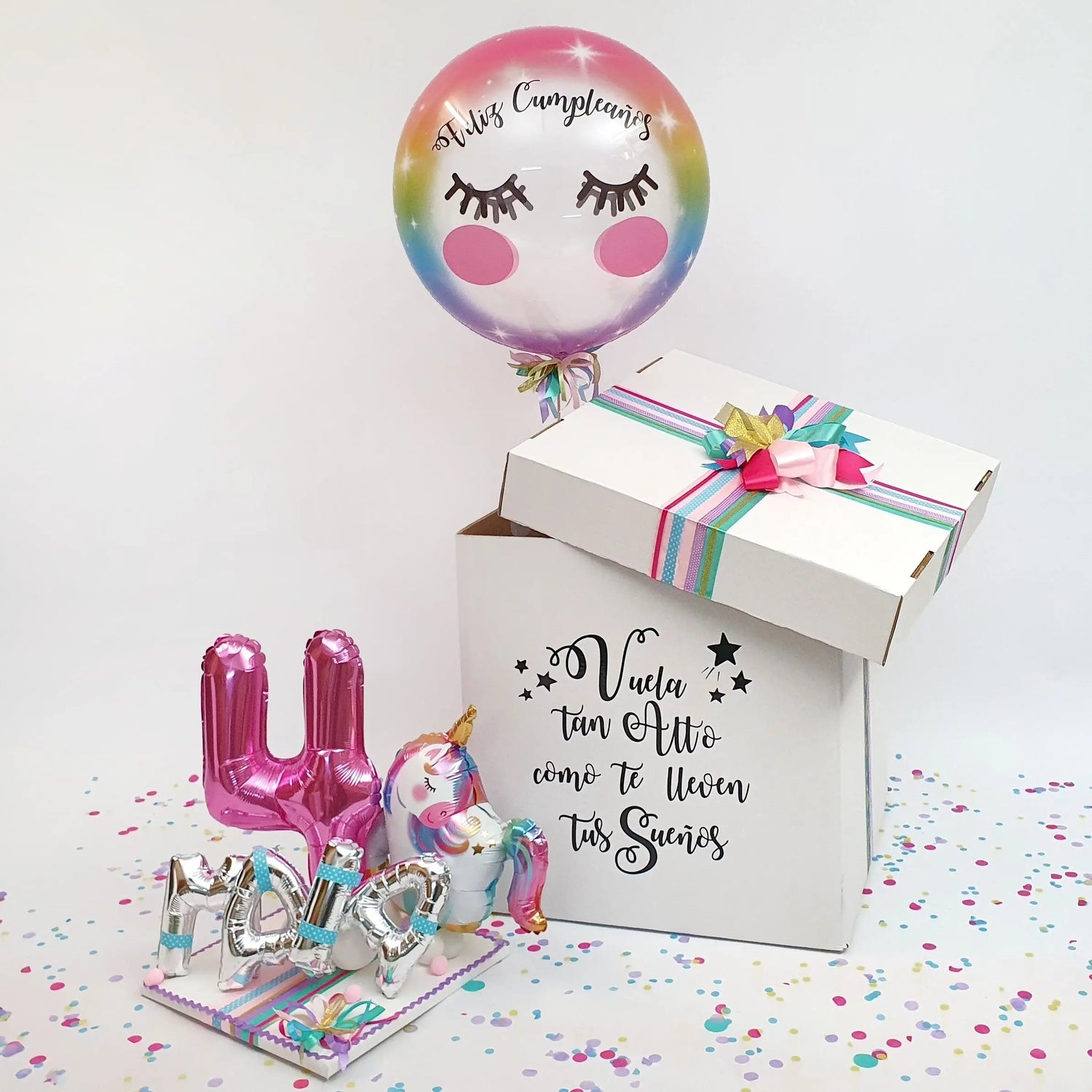 Originales Balloon Box Infantiles con sorpresas coloridas y personalizadas, ideales como regalos sorpresa para niños.