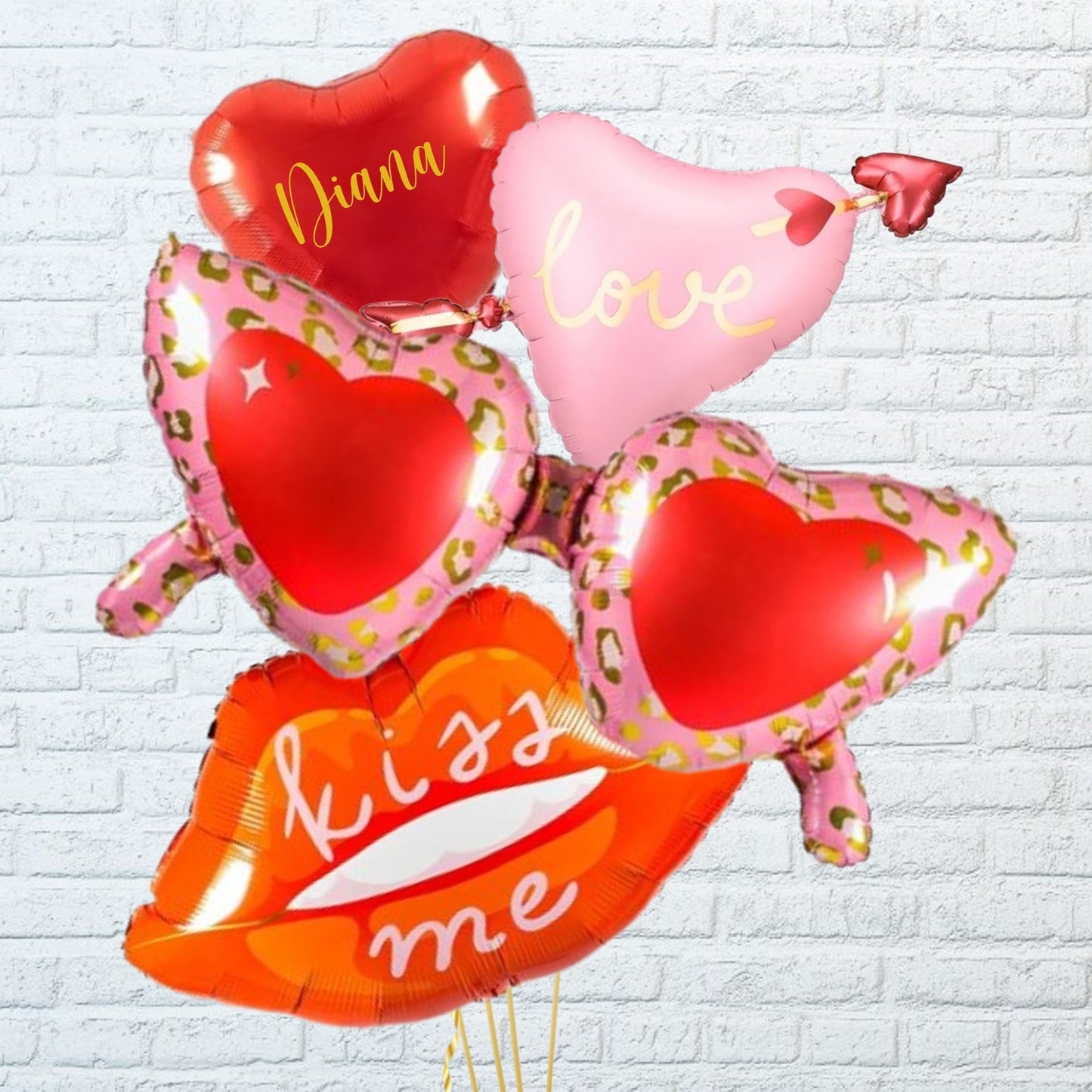 Ramo de globos con corazones para regalar el día de San Valentín