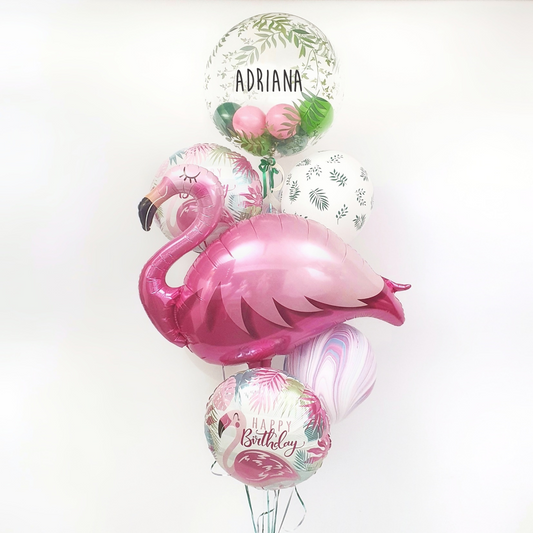 Ramo de globos tropical con flamingo para regalar a una amiga en su cumpleaños